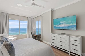 2 habitaciones, escritorio, tabla de planchar con plancha y wifi
