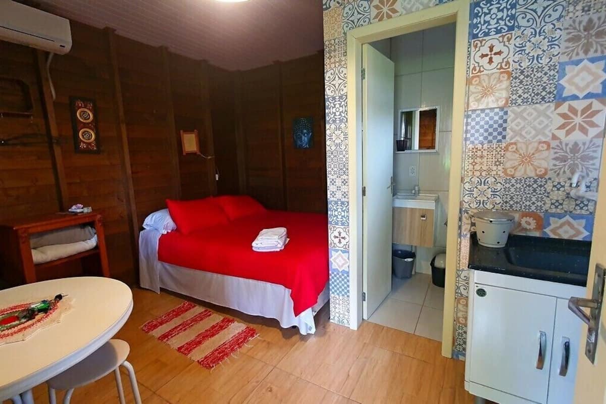 Romantic Cabin | 1 bedroom, free WiFi, bed sheets