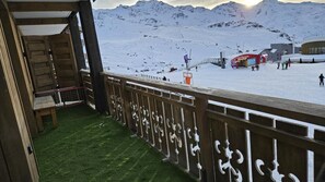 Property grounds - Val Thorens, right in the center, 8 people, 3 bedrooms, 56 m², amazing view! (Les Belleville)