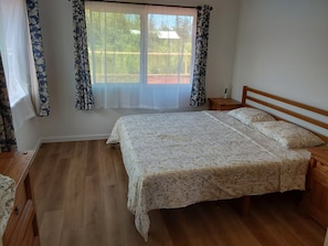 1 bedroom, WiFi, bed sheets