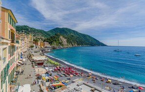 Beach nearby - Cozy apartment in Camogli with WiFi (Camogli)
