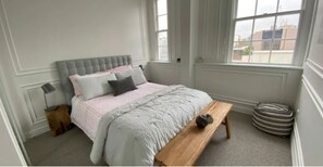 2 chambres, fer et planche à repasser, Wi-Fi, literie fournie