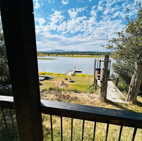 Delightful 3-bedroom house with AC in Usk