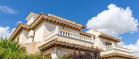 Chi tiết ngoại thất