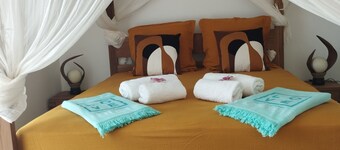 Villa, private pool, air-conditioned rooms, cistern, close to beaches and activities