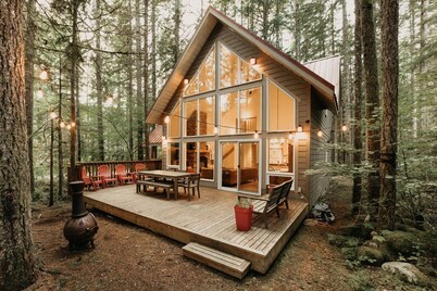 40gs Wifi - W/D Hot Tub - Sleeps 8