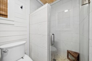 Shower, towels