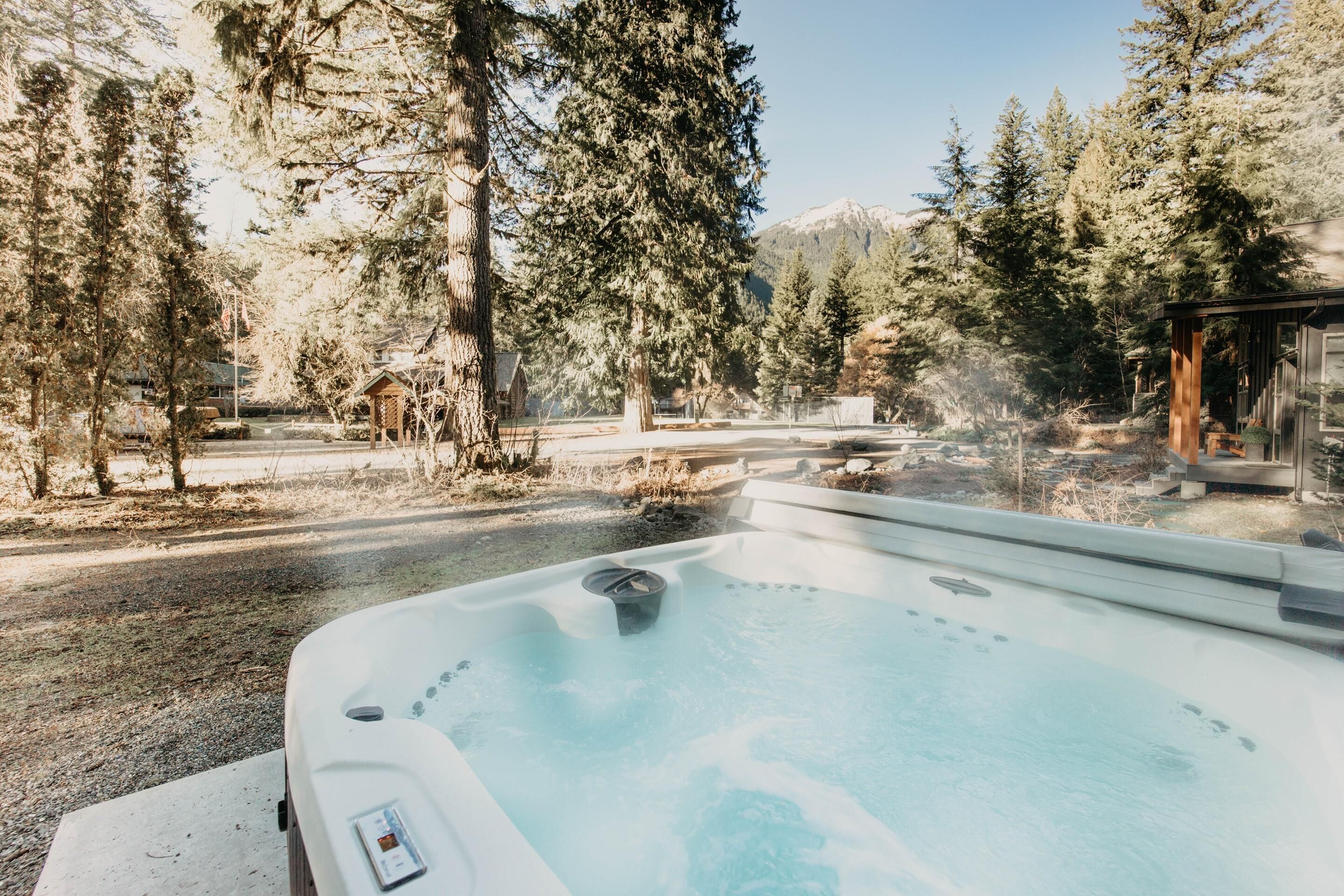 Private spa tub