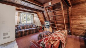 Unclassified image, 3 of 29, button - 54sl - Hot Tub - Pets OK - Sleeps 4 (Deming)