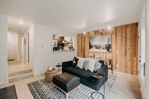Apartment (1 Bedroom) | Living area