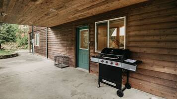 BBQ/picnic area