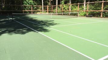 Tennis court