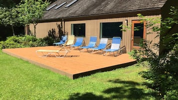 Sun deck