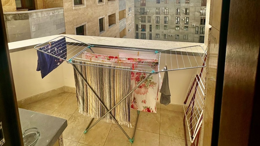 1bdr luxury apartment