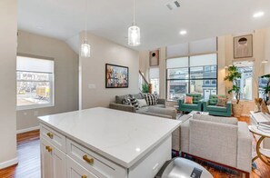 Interior - Townhouse - Urban Living with Rooftop Deck! (Newark)
