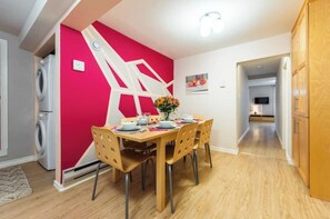 Dining - Jellybean Dream 1st floor: driveway, no stairs (St. John's)