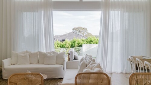 Betty at Mollymook - located in the heart of Mollymook Beach