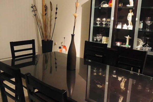 Dining - Bonanza corner, fully air-conditioned.  (Veracruz)