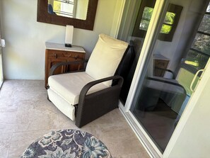 Interior - Charming 2-bedroom condo in Stuart Florida with WiFi and AC in Stuart (Stuart)