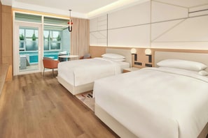 Spa Suite, Suite, 2 Double, Private pool | Cofres nos quartos, cortinas blackout, ferros/tábuas de passar roupa