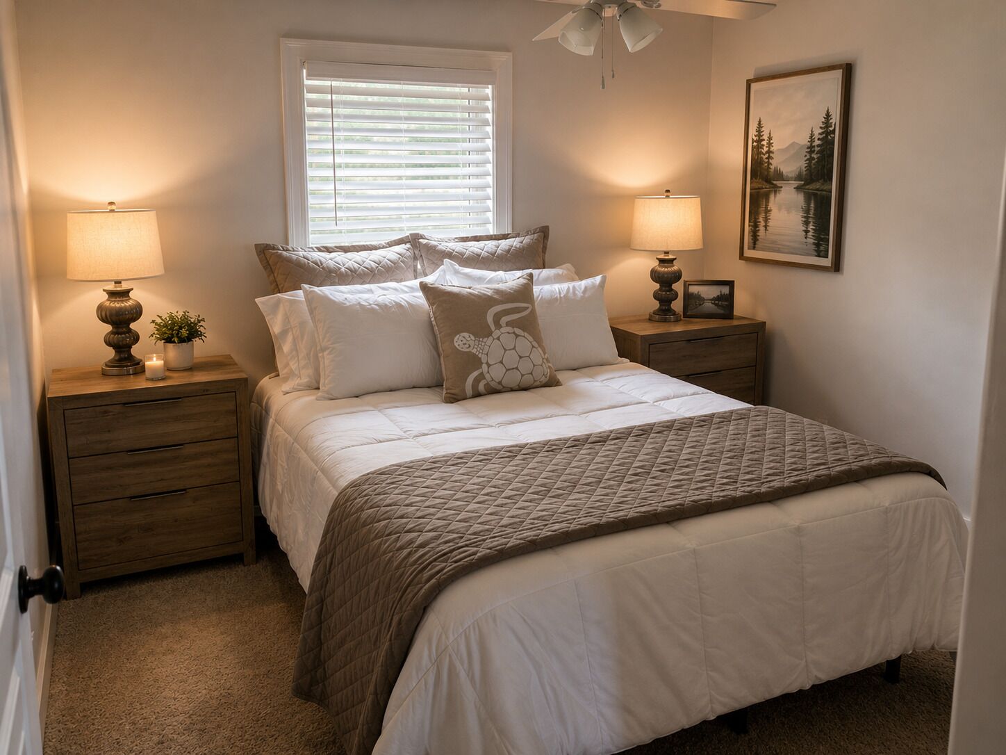 2 bedrooms, desk, iron/ironing board, travel cot