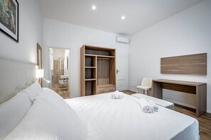 1 bedroom, iron/ironing board, travel crib, free WiFi