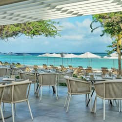 6 restaurants, breakfast, lunch, dinner served; Asian cuisine