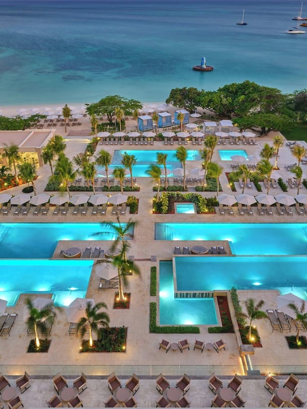 5 outdoor pools