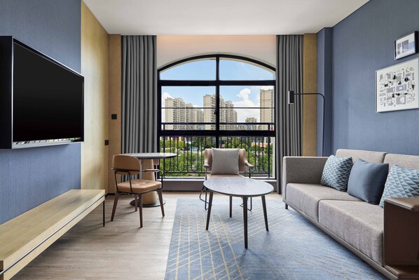 Standard Suite, 1 Bedroom | Down duvets, in-room safe, desk, blackout curtains