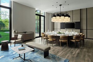 Breakfast, lunch and dinner served - Four Points By Sheraton Huzhou, Nanxun (Huzhou)
