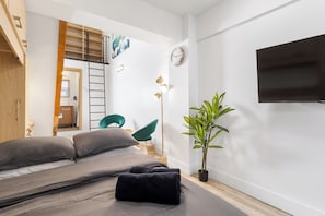 1 quarto, escrivaninha, Wi-Fi de cortesia, roupa de cama