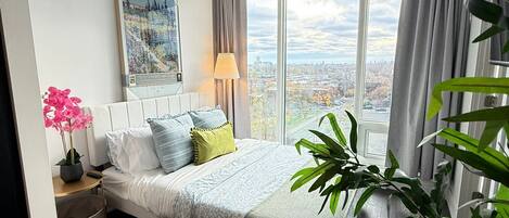 1 bedroom, desk, free WiFi, bed sheets