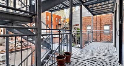 Cozy loft in the heart of downtown