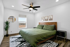 3 chambres, fer et planche à repasser, Wi-Fi, literie fournie