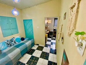 1 bedroom, bed sheets