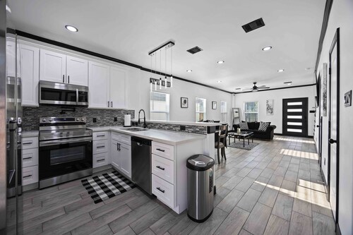 Gated modern NRG-Med Center Stay