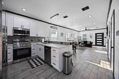 Gated modern NRG-Med Center Stay