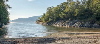 Lovely home in Sørbøvåg