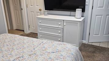 1 habitación, wifi y ropa de cama