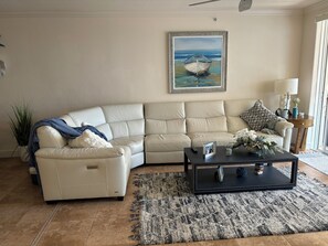 Living area - Beautiful Mystic Vistas in Cape Canaveral space coast and private beach access! (Cape Canaveral)