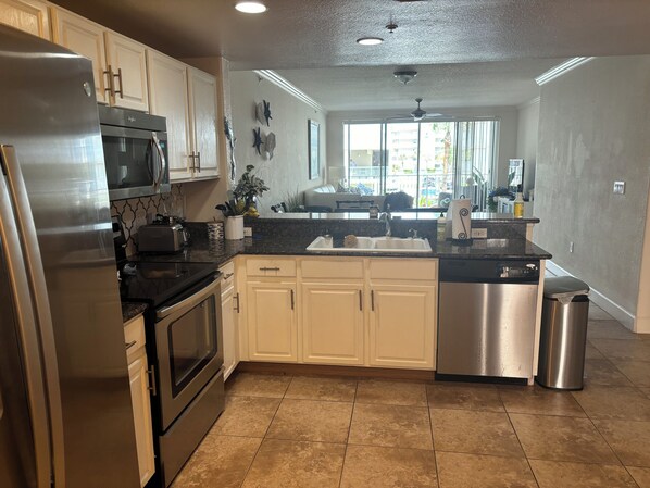 Private kitchen - Beautiful Mystic Vistas in Cape Canaveral space coast and private beach access! (Cape Canaveral)