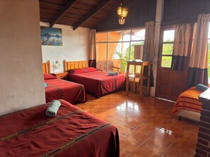 Comfort Room, Lake View | Free WiFi, bed sheets - Hanna Resort (Panajachel)
