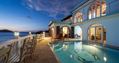 Walk to beach & dining! Sleeps 17, large pool!