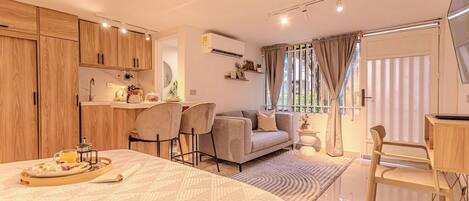 1 غرفة نوم ومكواة/لوح كي وواي فاي وملاءات أسرّة