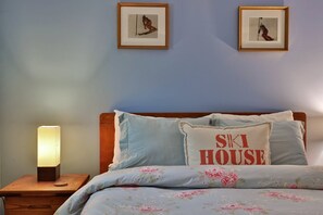2 chambres, fer et planche à repasser, Wi-Fi gratuit, draps fournis