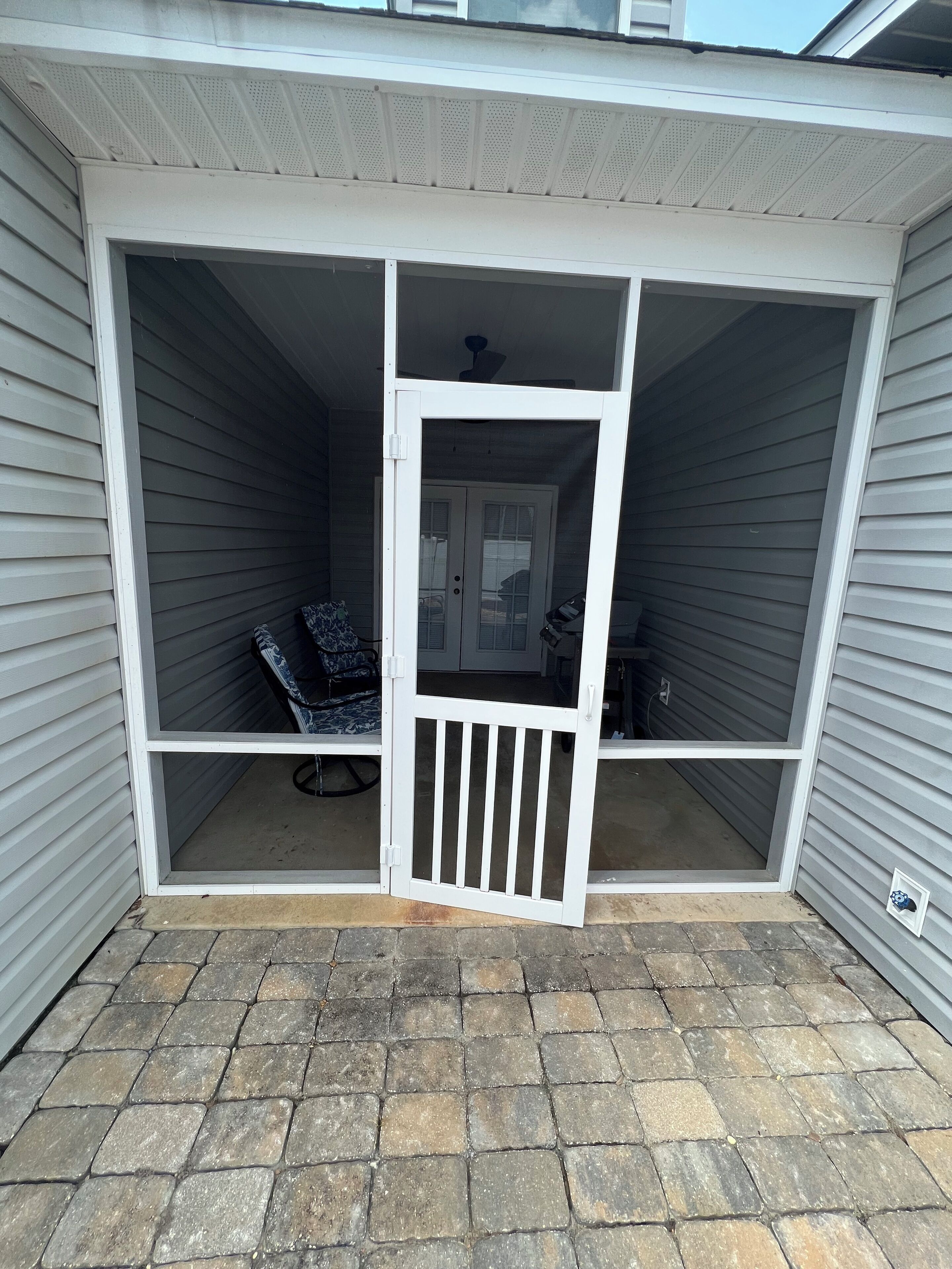 تفاصيل الفندق من الخارج