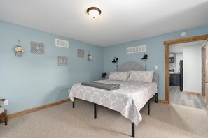 2 soverom, strykejern/-brett, wi-fi og sengetøy