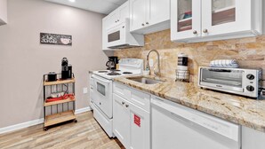 Unclassified image, 5 of 27, button - Trendy 2 BDR Condo w/ Pool + Hot Tub Near Downtown (Gatlinburg)