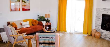 Smart TV, fireplace, music library