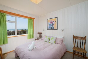 3 habitaciones, acceso a internet y ropa de cama